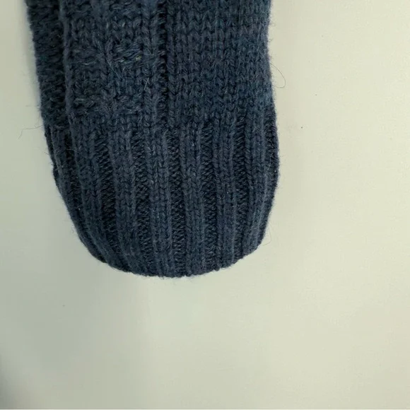 Sundance Woman's Sweater Cardigan Size XS Blue Floral Cable Knit Lambswool - Picture 7 of 9